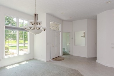 Experience elegant living in this quality custom ranch - photo 6
