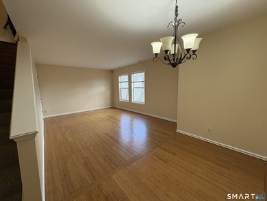 Welcome to your beautiful freshly painted 3 bedroom, 2.5 bath - photo 9