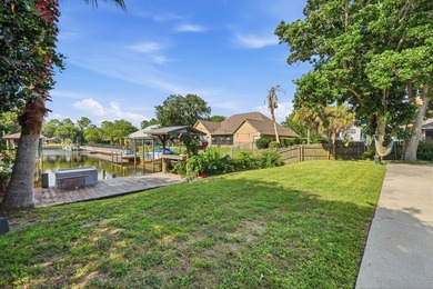 Waterfront living in desirable Polynesian Islands! This - photo 50