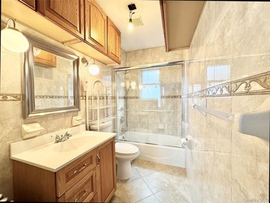 Incredible opportunity in the heart of Whitestone! This legal - photo 12