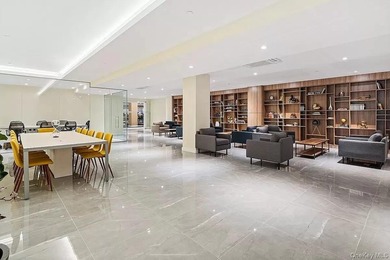 Huge 1 bedroom 2 full bathroom unit that can easily be converted - photo 13