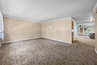 Beautifully maintained and lovingly cared for over the past 30 - photo 20