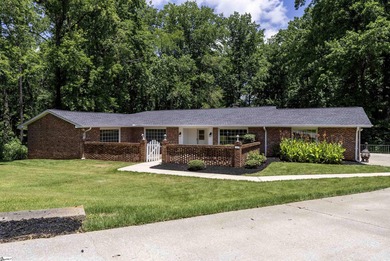 (private lake, pond, coastal) Home Active Under Contract in Easley South Carolina