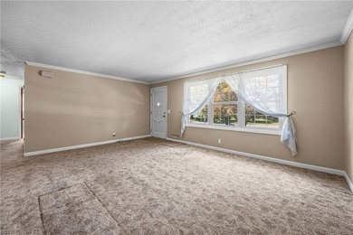 Beautifully maintained and lovingly cared for over the past 30 - photo 22