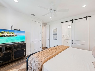 Located directly off the 9th tee in the desirable Palmilla - photo 22