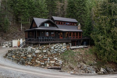 Perched on 7 private acres with unobstructed, panoramic views of - photo 2