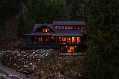 Perched on 7 private acres with unobstructed, panoramic views of - photo 5
