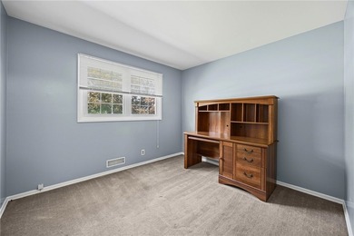Beautifully maintained and lovingly cared for over the past 30 - photo 29