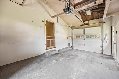 Beautifully maintained and lovingly cared for over the past 30 - photo 42