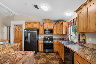 Experience the beauty of true country living on this expansive - photo 5