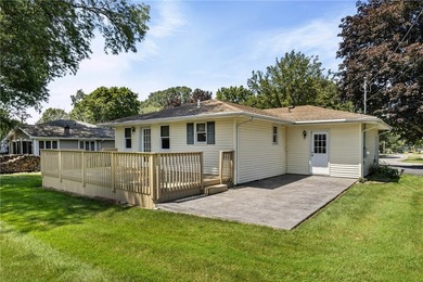 Beautifully maintained and lovingly cared for over the past 30 - photo 48