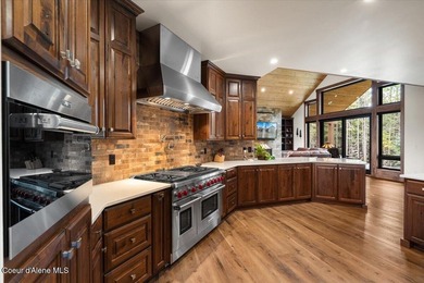 Welcome to this exquisite 2-year-old custom home, nestled in one - photo 4