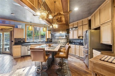 (private lake, pond, coastal) Home For Sale in Kansas City Missouri