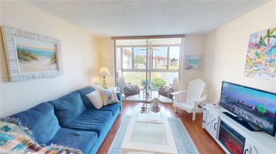 Lake Condo For Sale in Sunrise, Florida