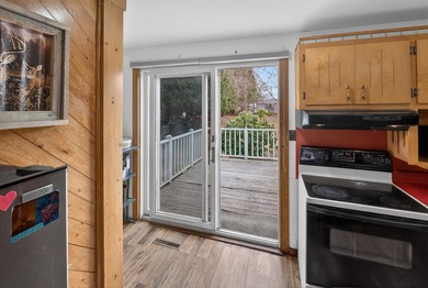 Welcome to 8 Autumn Street in Rockland--a spacious in-town - photo 17