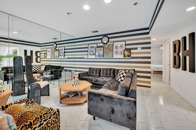 Palm Springs meets South Florida in this distinctive mid-century - photo 20