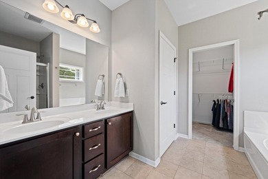 Nestled on a cul-de-sac in Westshore, this split-bedroom ranch - photo 25