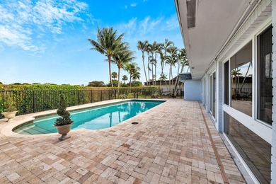Palm Springs meets South Florida in this distinctive mid-century - photo 34