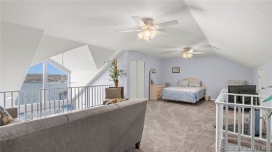 Welcome to this beautiful top-floor, turnkey condo in the heart - photo 44