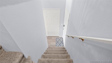 Welcome to this beautiful top-floor, turnkey condo in the heart - photo 48