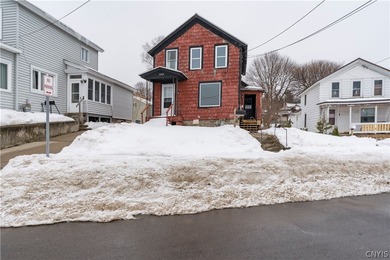 Oswego River Home For Sale in Oswego New York