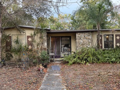 St. Lucie River Home For Sale in Port Saint Lucie Florida