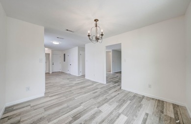 Welcome to 12302 Country Club Drive in the desirable Sandy Creek - photo 13