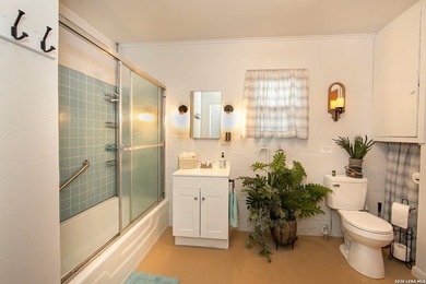 Welcome to Sunset Haven-a beloved Hill Country retreat where - photo 13
