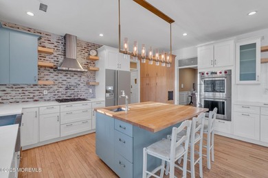 HEATED SALT WATER POOL, LARGE PRIVATE BACKYARD, FULLY FINISHED - photo 17