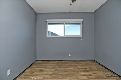 Welcome to Midtown Village! This 3-bedroom, 1.5-bath PUD offers - photo 19