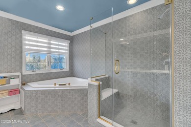 HEATED SALT WATER POOL, LARGE PRIVATE BACKYARD, FULLY FINISHED - photo 23