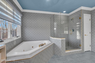 HEATED SALT WATER POOL, LARGE PRIVATE BACKYARD, FULLY FINISHED - photo 24