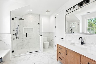 Southold Stunner- New Construction This one's a North Fork - photo 25