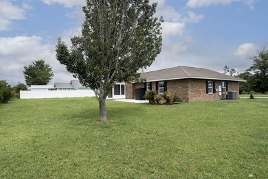 Welcome to 12302 Country Club Drive in the desirable Sandy Creek - photo 26