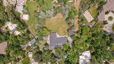 Tucked away behind a private tree-lined drive in one of - photo 29
