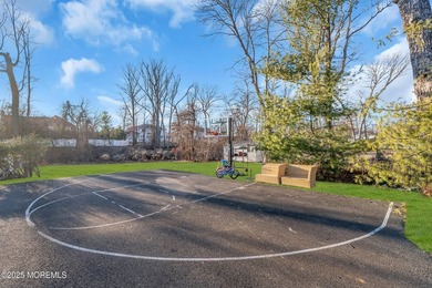 HEATED SALT WATER POOL, LARGE PRIVATE BACKYARD, FULLY FINISHED - photo 38