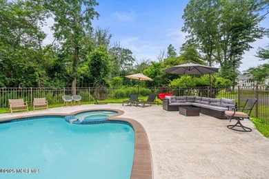 HEATED SALT WATER POOL, LARGE PRIVATE BACKYARD, FULLY FINISHED - photo 48