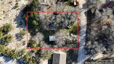 Lake Medina Home For Sale in Pipe Creek Texas