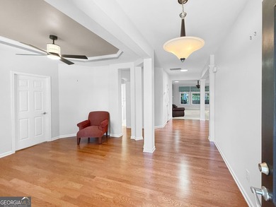 6 Greenview Drive | Beautiful Ranch Style Home on Golf Course in - photo 5