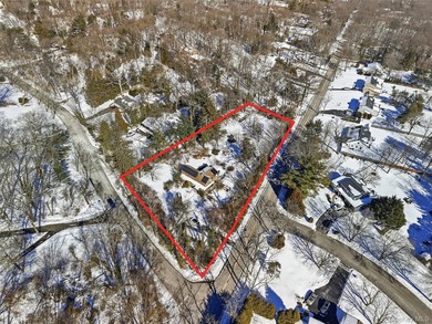 Rare opportunity in Old Chester Hills! Set on a flat, private 1 - photo 7