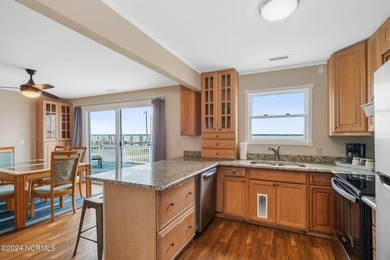 Rare Waterfront Investment Property for Sale - Two Homes, Three - photo 13