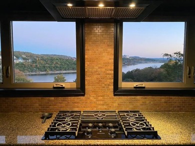 Luxury Castle Estate | High-Capacity Vacation Rental - photo 21