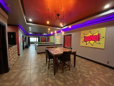 Luxury Castle Estate | High-Capacity Vacation Rental - photo 33
