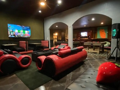 Luxury Castle Estate | High-Capacity Vacation Rental - photo 43