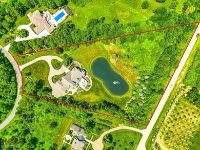 This spectacular Hunting Valley property has 5.42 acres of - photo 50