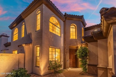 A TOLL BROTHERS Showpiece! This elegant Litchfield Park home is - photo 4
