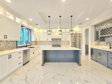 Gorgeous new construction home offering luxury living with - photo 5