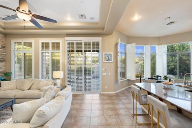 A TOLL BROTHERS Showpiece! This elegant Litchfield Park home is - photo 9