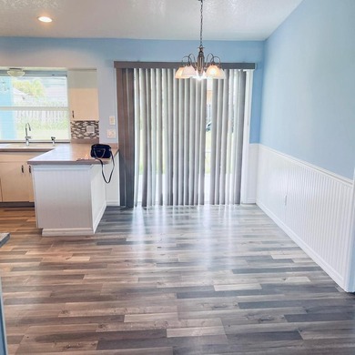 Don't mis out the opportunity to own this rare gem of 4 beds 2 - photo 5