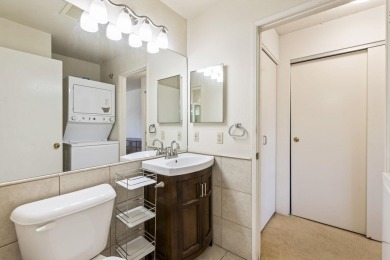 Two bedroom 1.5 bath second floor condo priced to sell in very - photo 14
